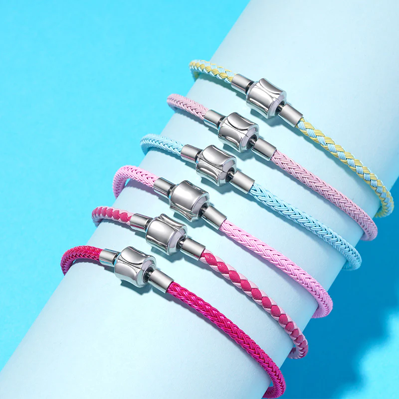 Gnoce Rose Red Basic Bracelet - Image 3