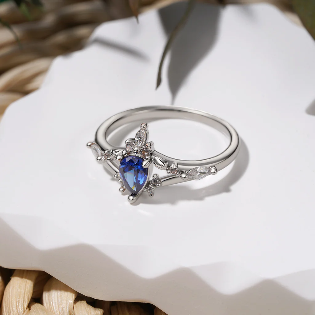 Gnoce Pear Sapphire Twist Leaf Ring Platinum-plated Silver Blend - Image 3
