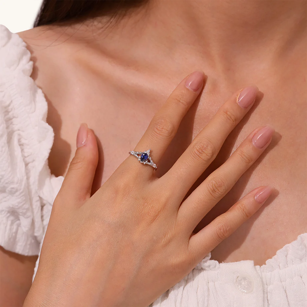 Gnoce Pear Sapphire Twist Leaf Ring Platinum-plated Silver Blend - Image 4
