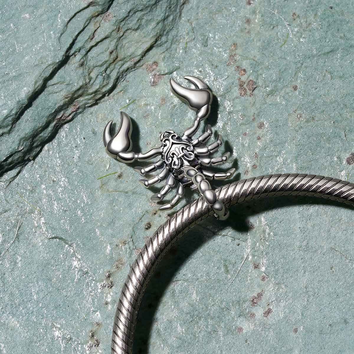 Gnoce Vintage Scorpion Pendant Dangle Charm - Image 2