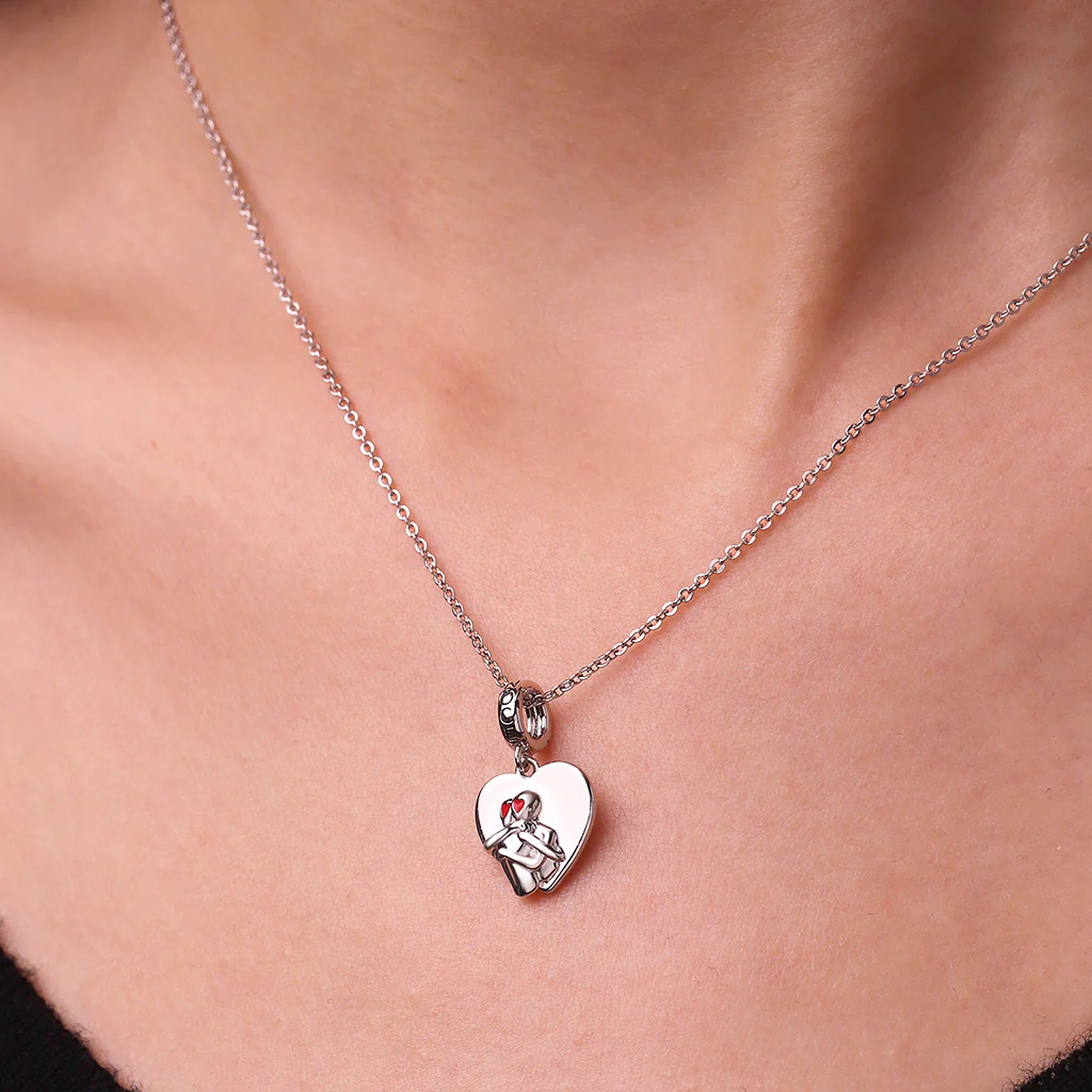 Gnoce 'self Love' Hugging Heart Charm Platinum-plated Silver Blend - Image 6