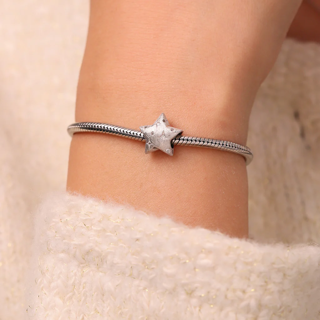 Gnoce Shining Sandblasting Star Charm - Image 5