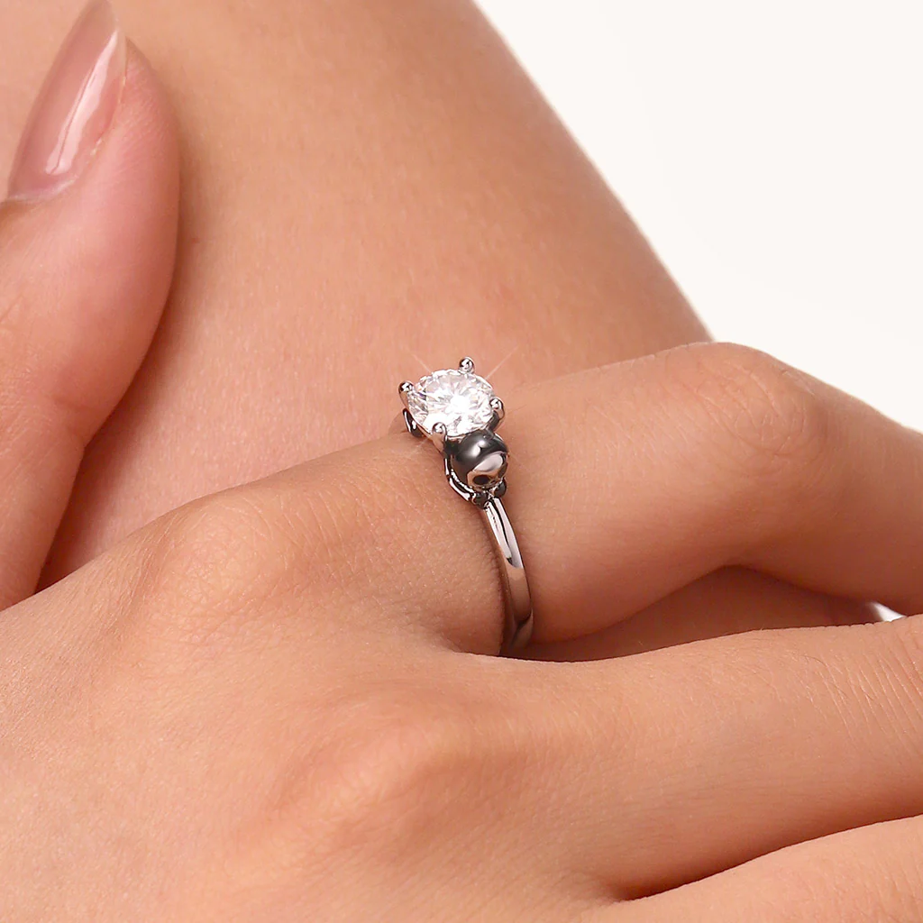 Gnoce Skeleton Gingerbread Man Embraces Moissanite Ring Platinum-plated Silver Blend - Image 9