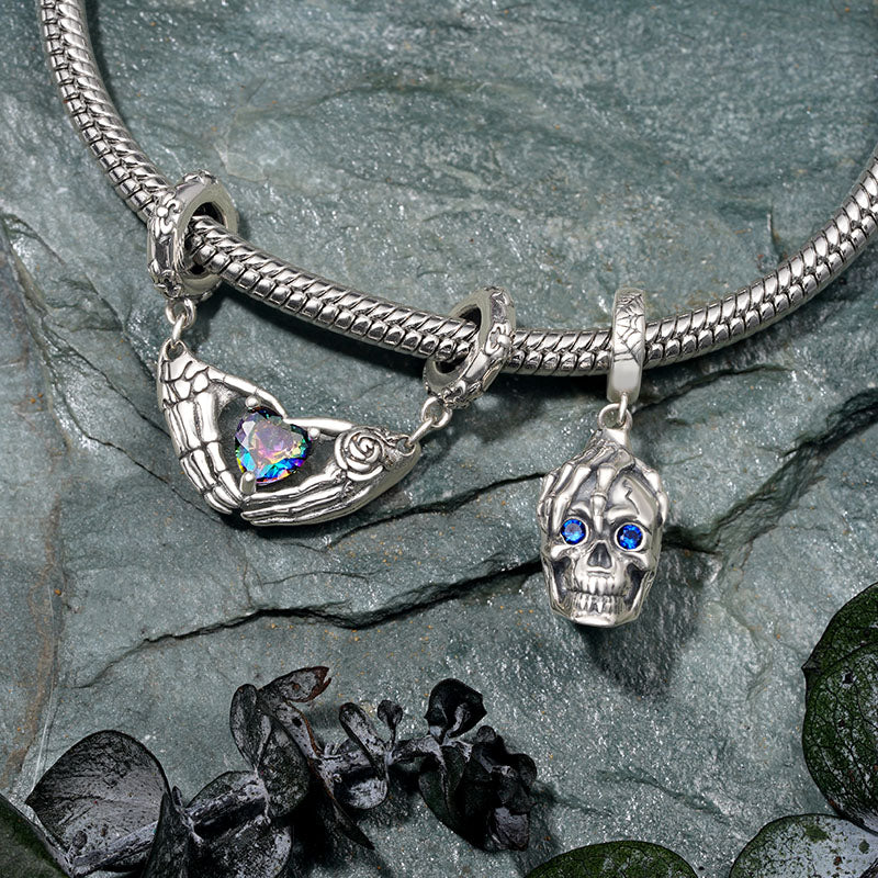 Gnoce Skull Hands Pendant Dangle Charm - Image 2