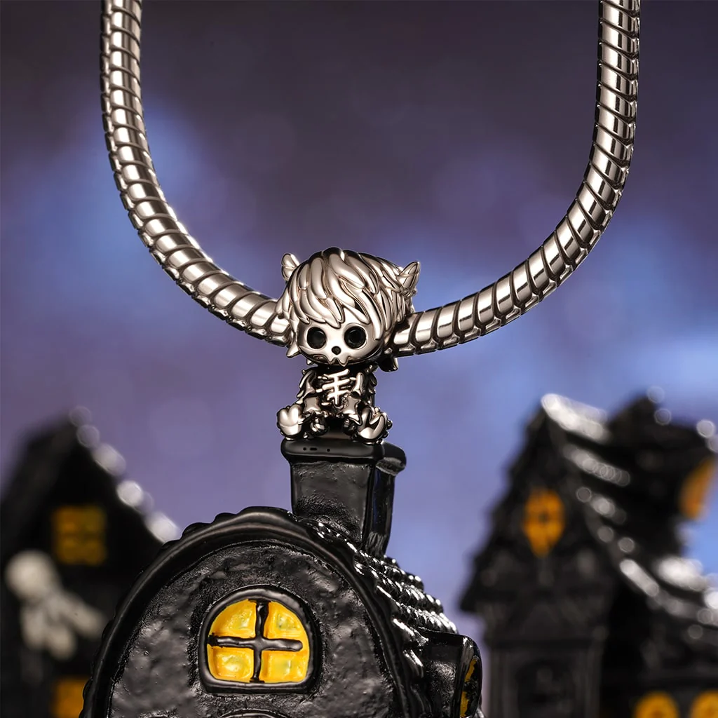 Gnoce Skull Highland Cow Charm Platinum-plated Silver Blend - Image 3