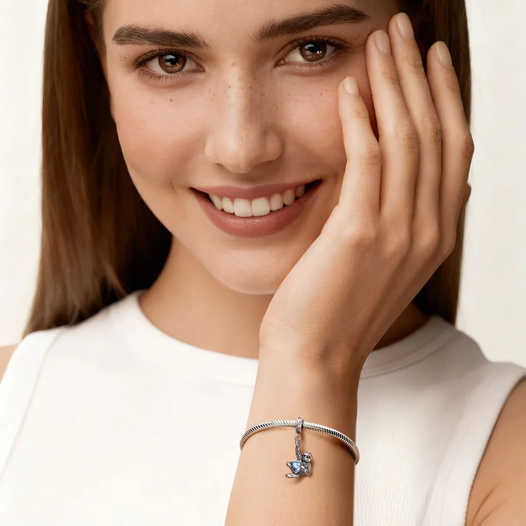Gnoce Sloth Embrace Moonstone Charm Platinum-plated Silver Blend - Image 4