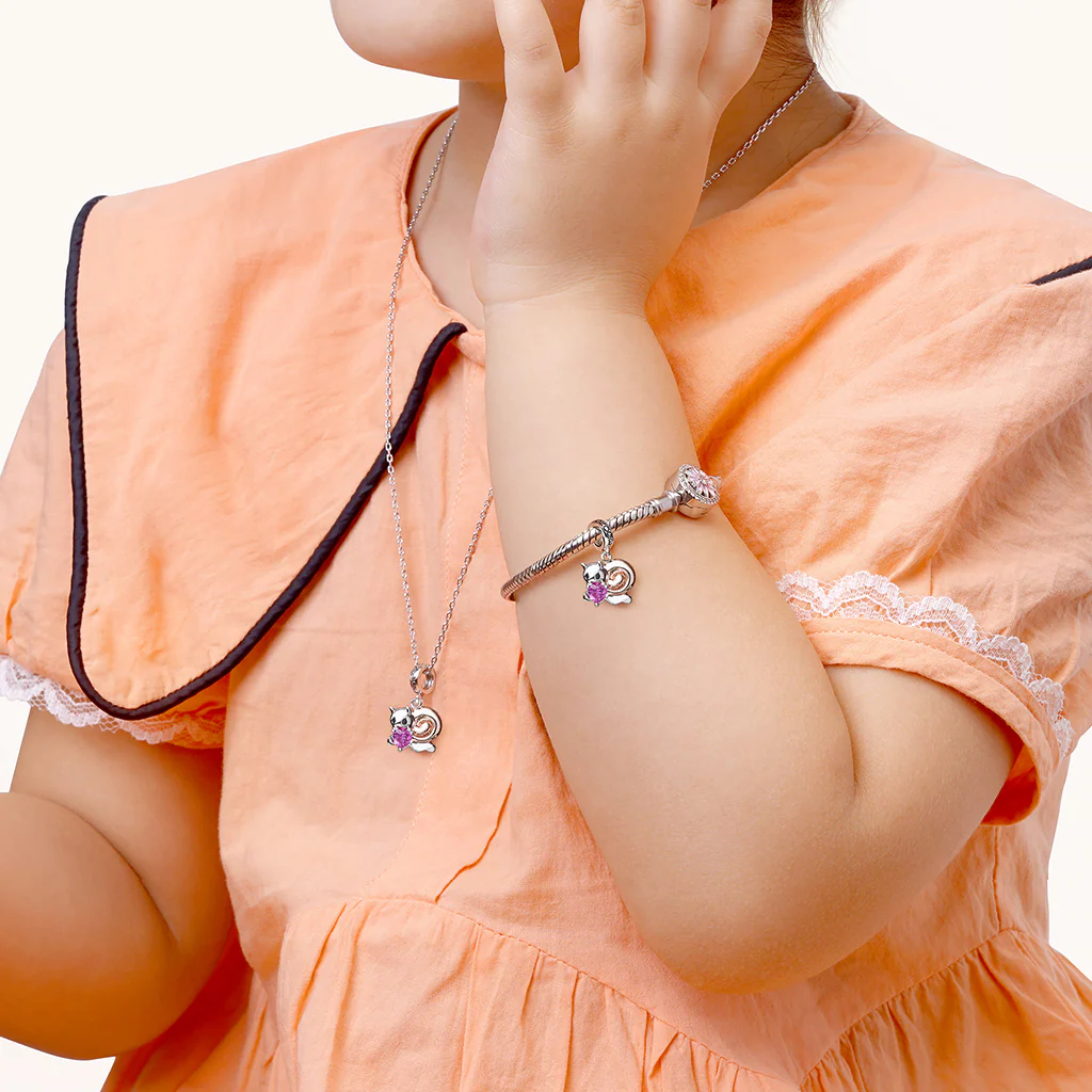 Gnoce Snails Embraces Heart Gem Charm Platinum-plated Silver Blend - Image 4