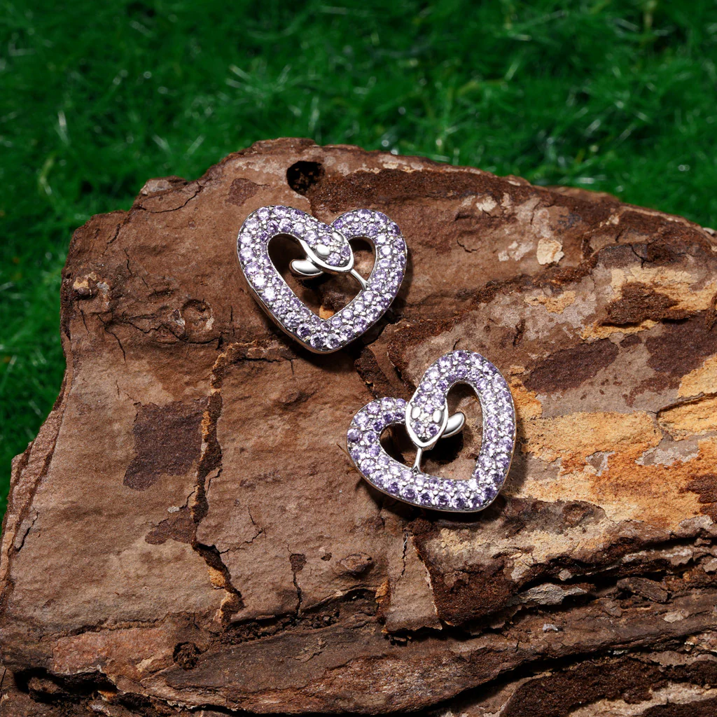 Gnoce Snake Heart Shape Stud Earrings - Image 4