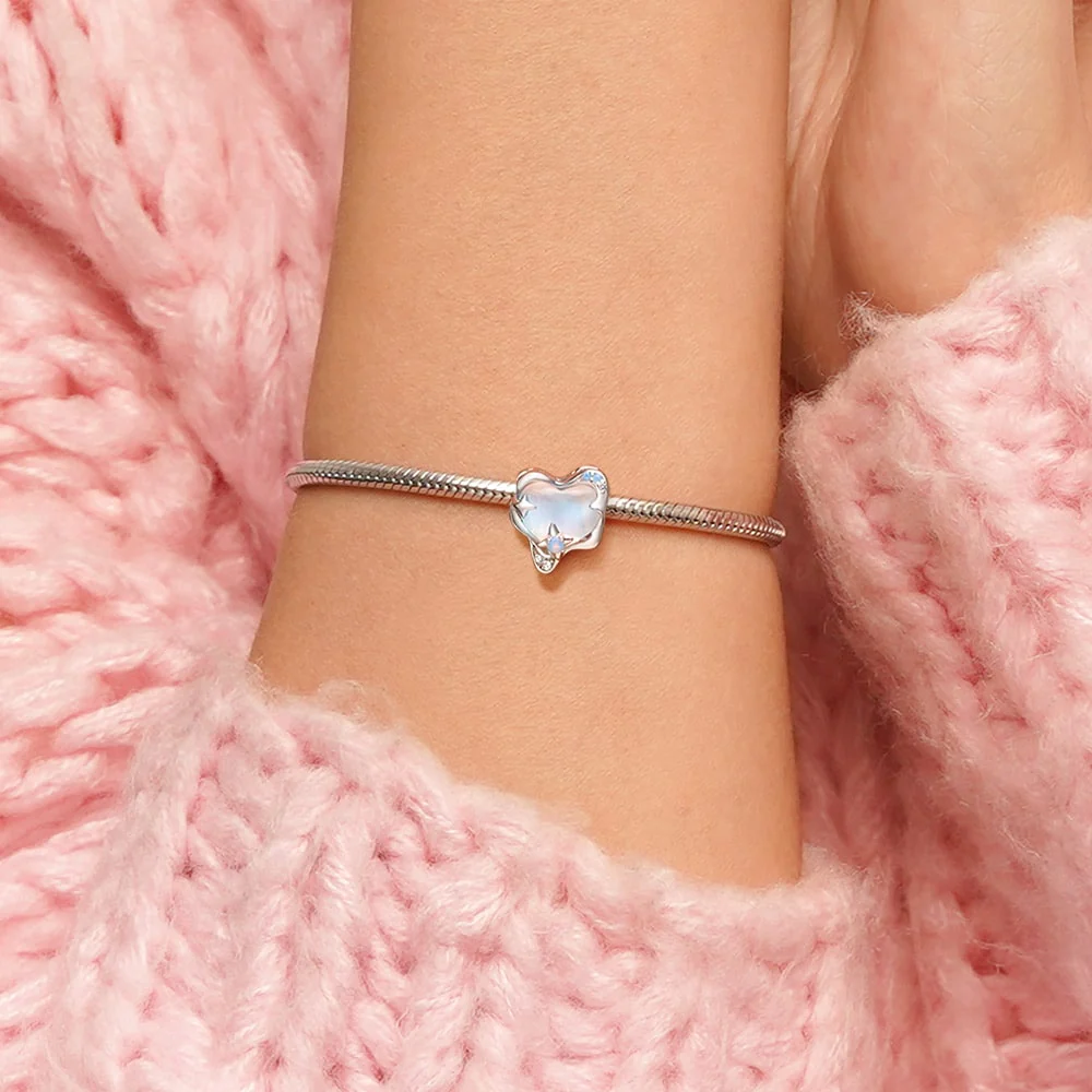 Gnoce Sparkling Love Heart Charm - Image 5