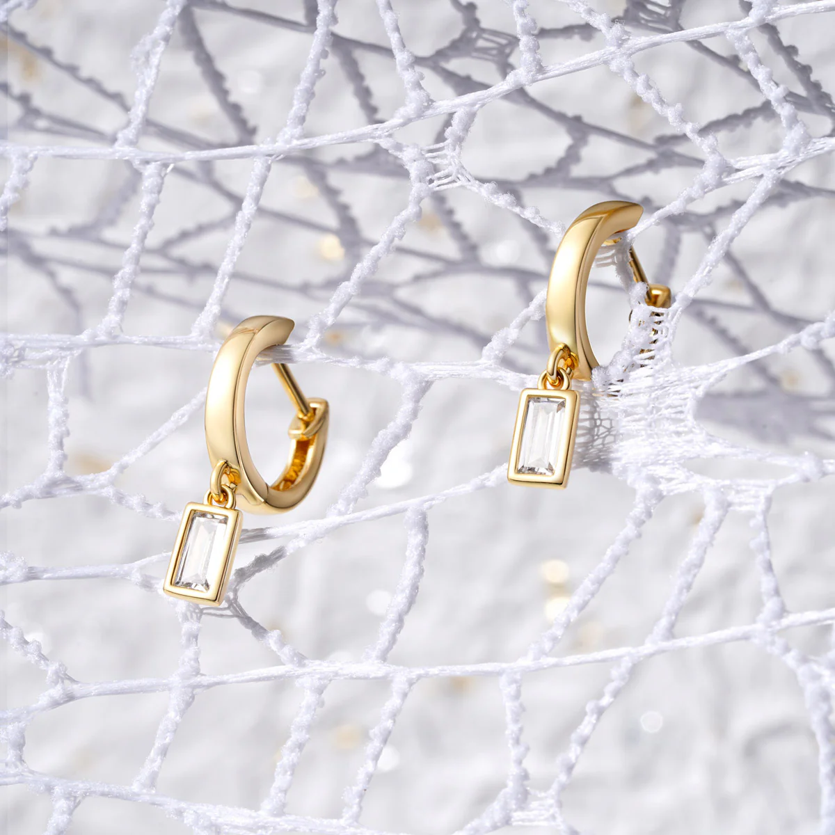 Gnoce Square CZ Drop Earrings Platinum-plated Silver Blend - Image 4
