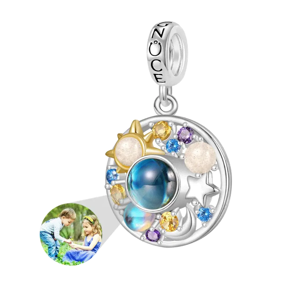 Gnoce Projection Star Moon Glow-in-the-Dark Charm Platinum-plated Silver Blend