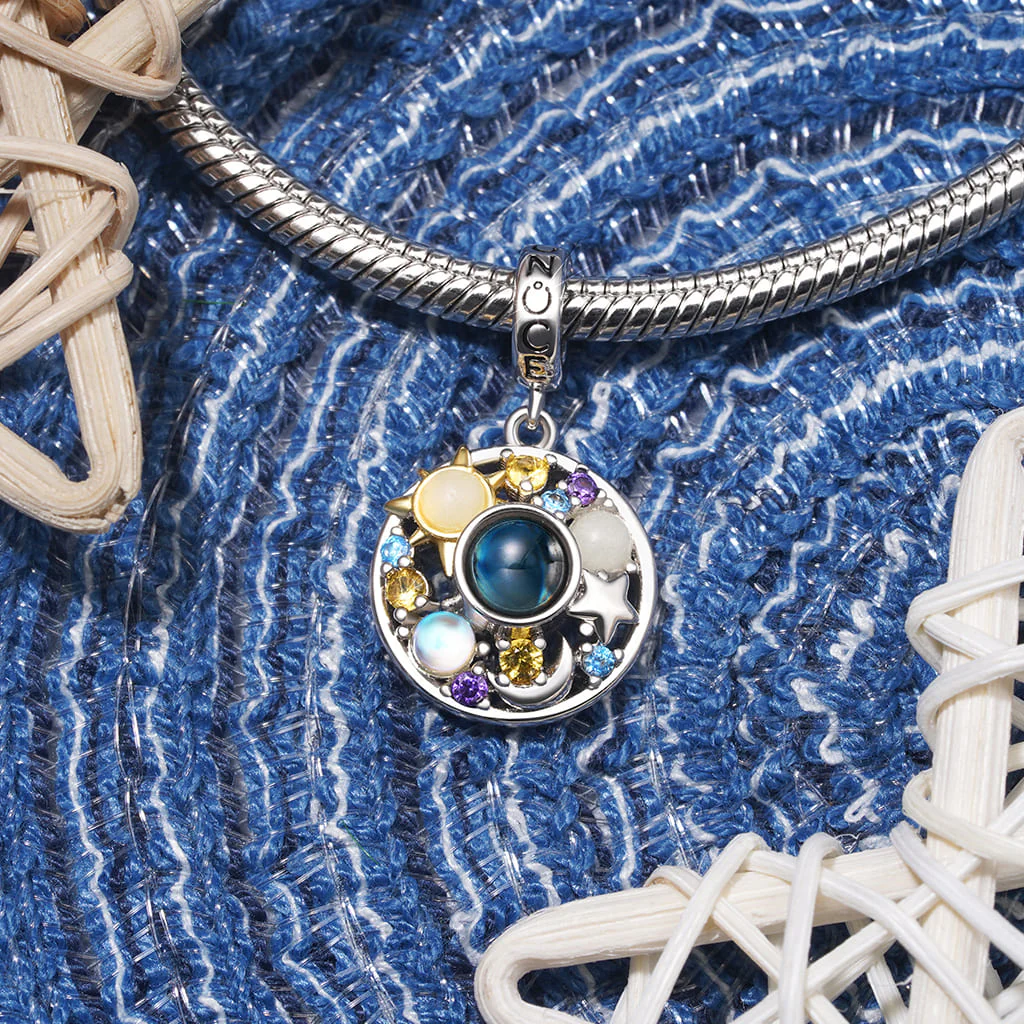 Gnoce Projection Star Moon Glow-in-the-Dark Charm Platinum-plated Silver Blend - Image 3