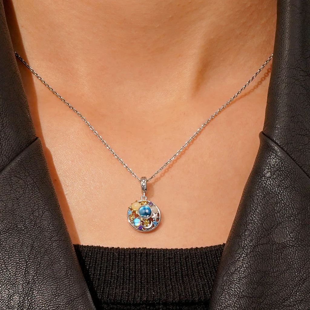 Gnoce Projection Star Moon Glow-in-the-Dark Charm Platinum-plated Silver Blend - Image 4