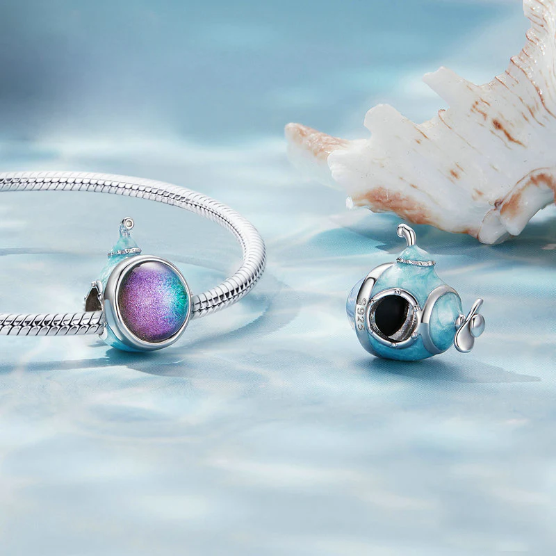 Gnoce Dream Submarine Charm - Image 2