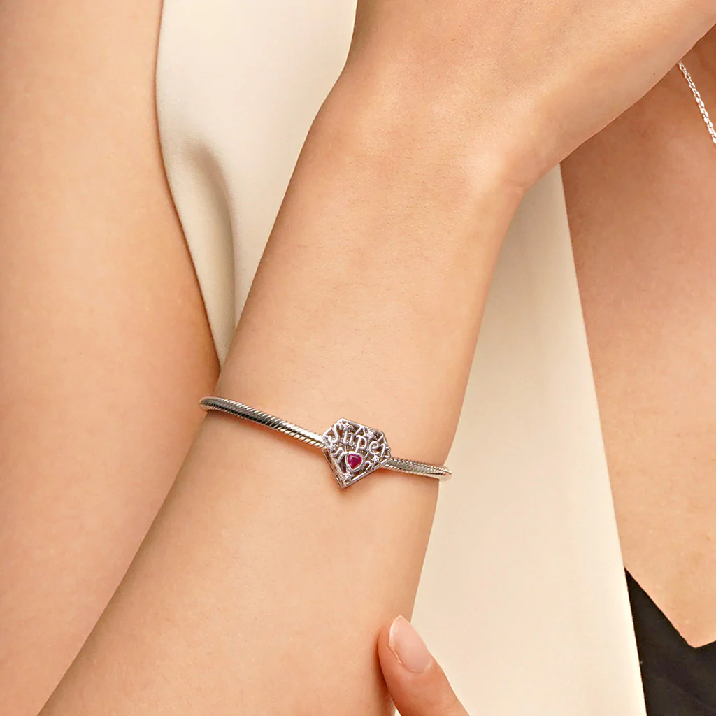 Gnoce Super Mom Charm - Image 4