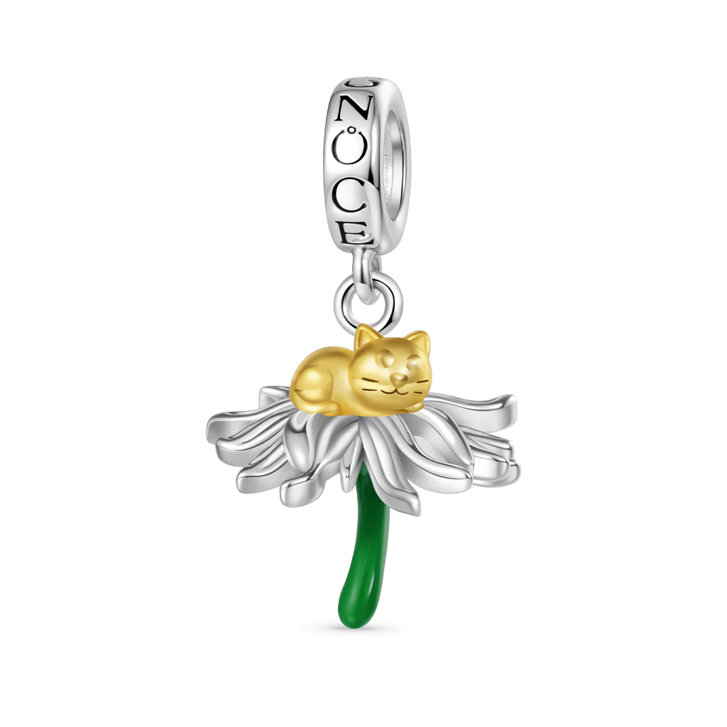 Gnoce The Cat in Daisy Charm Platinum-plated Silver Blend