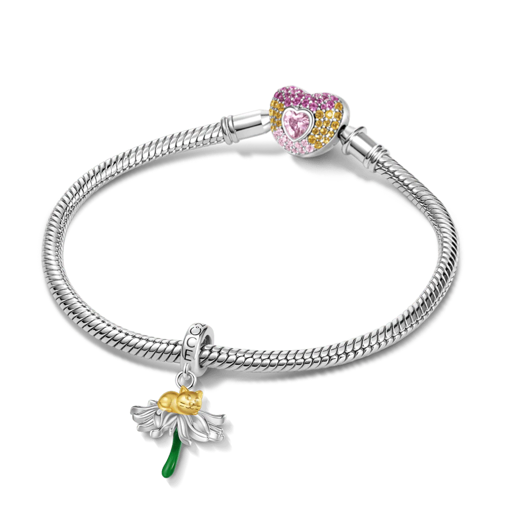 Gnoce The Cat in Daisy Charm Platinum-plated Silver Blend - Image 3