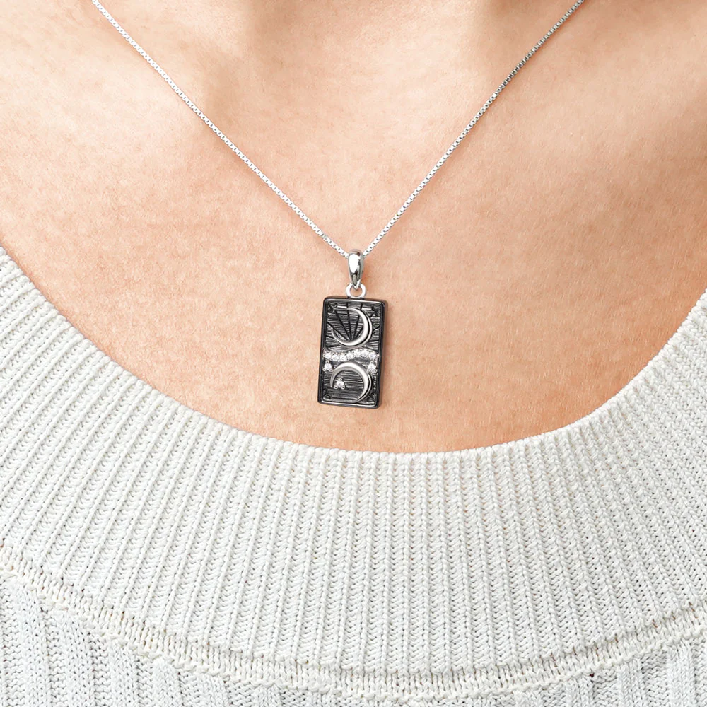 Gnoce "the Moon" Tarot Necklace Platinum-plated Silver Blend - Image 5