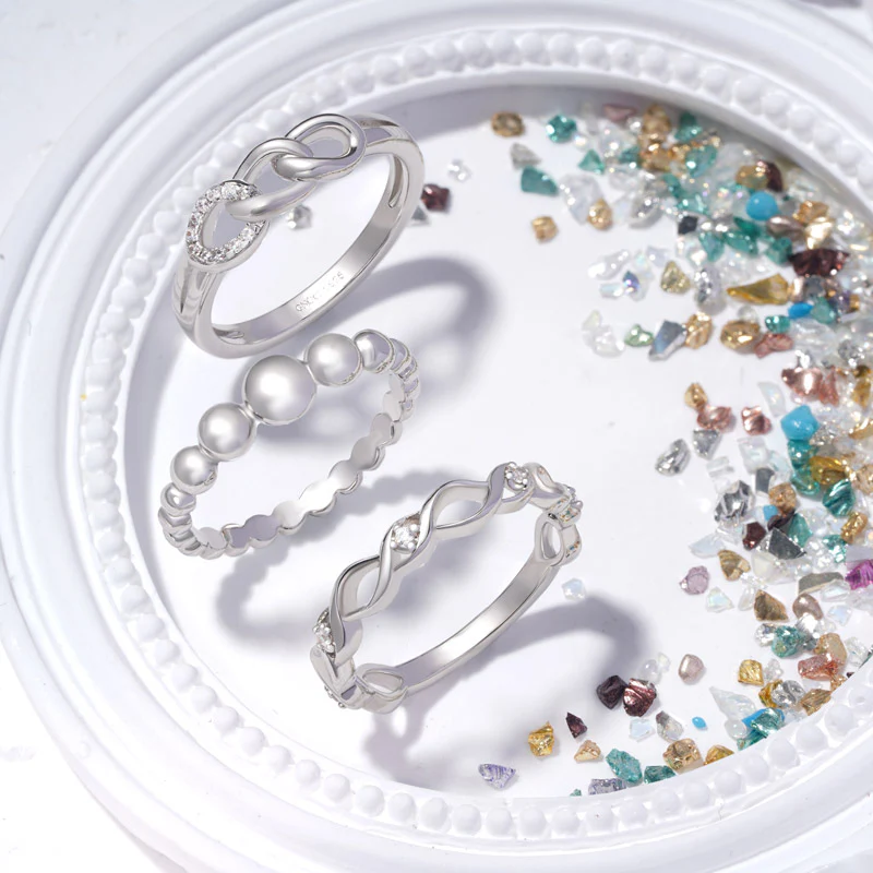 Gnoce Three Open Circle Chain Ring Platinum-plated Silver Blend - Image 3