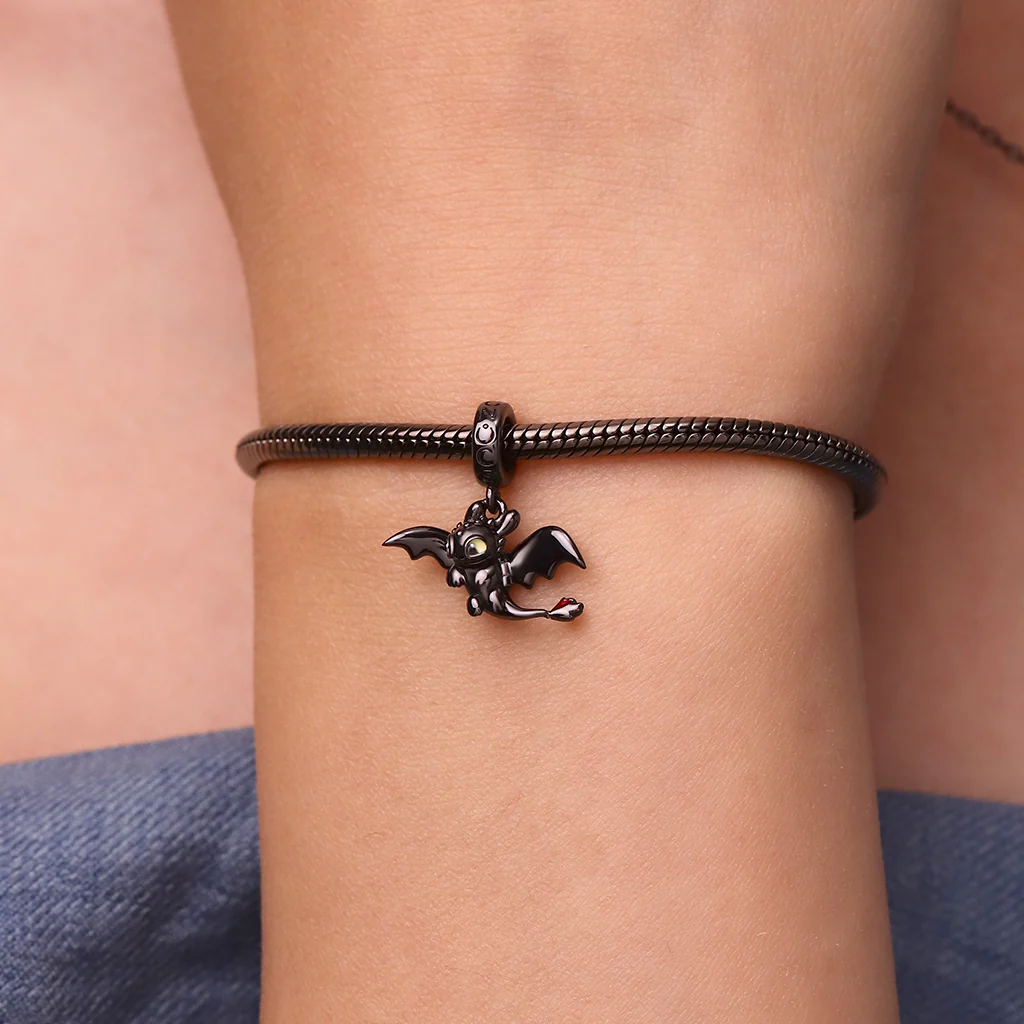 Gnoce How to Train Your Dragon Toothless Flapping Wings Pendant Dangle Charm - Image 7