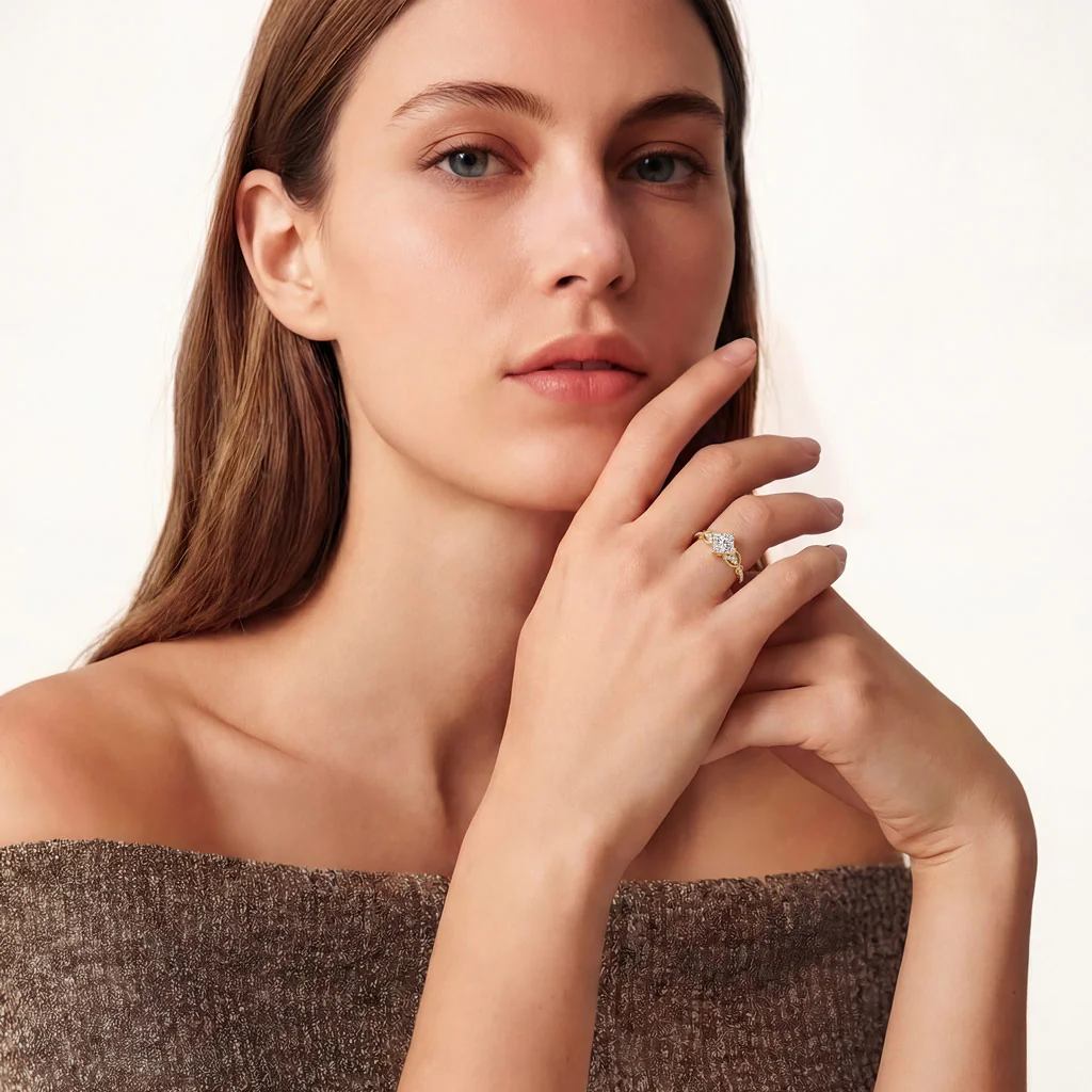 Gnoce Unique Twist Princess-cut Engagement Ring - Image 3