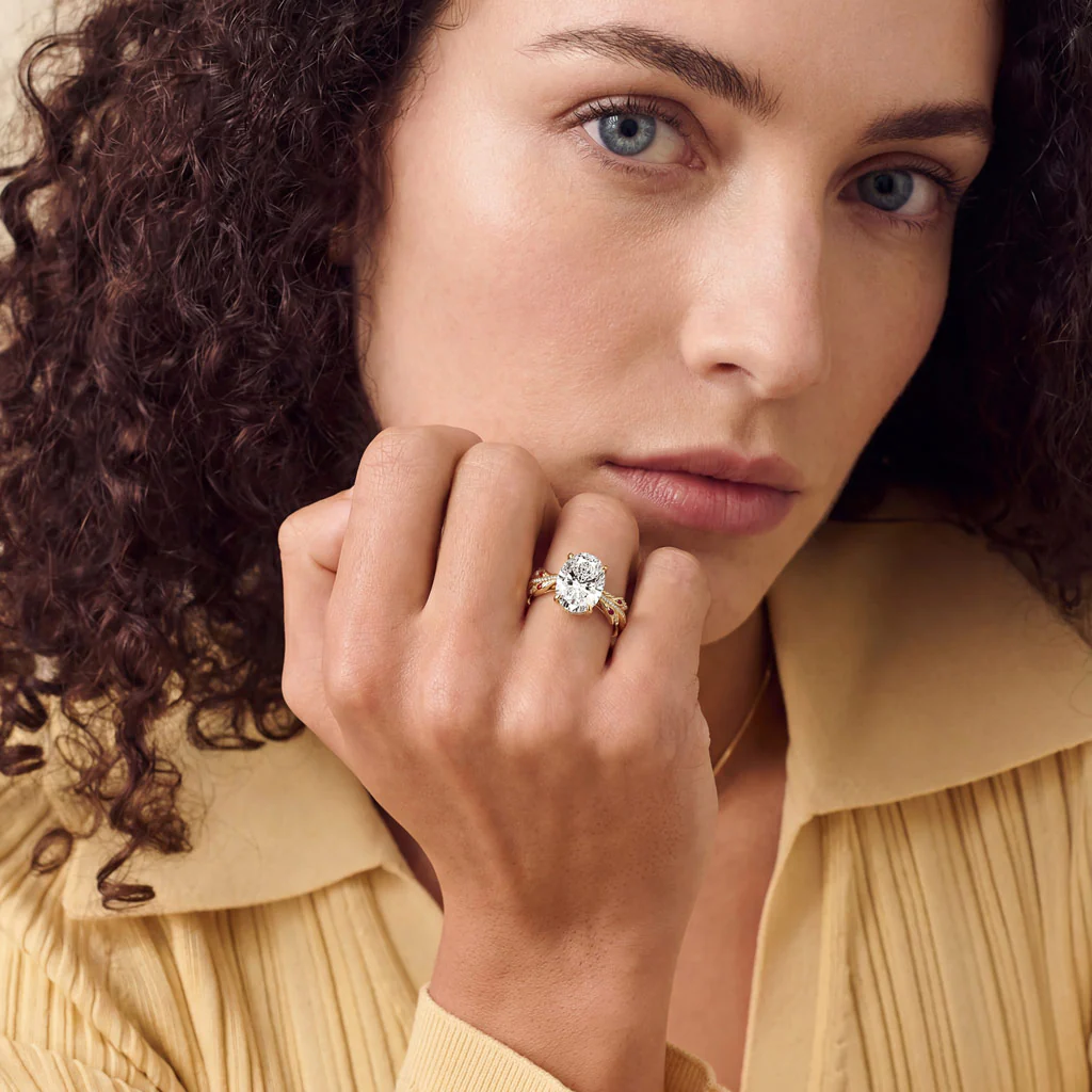 Gnoce Twisted Band Oval-Cut Engagement Ring - Image 3