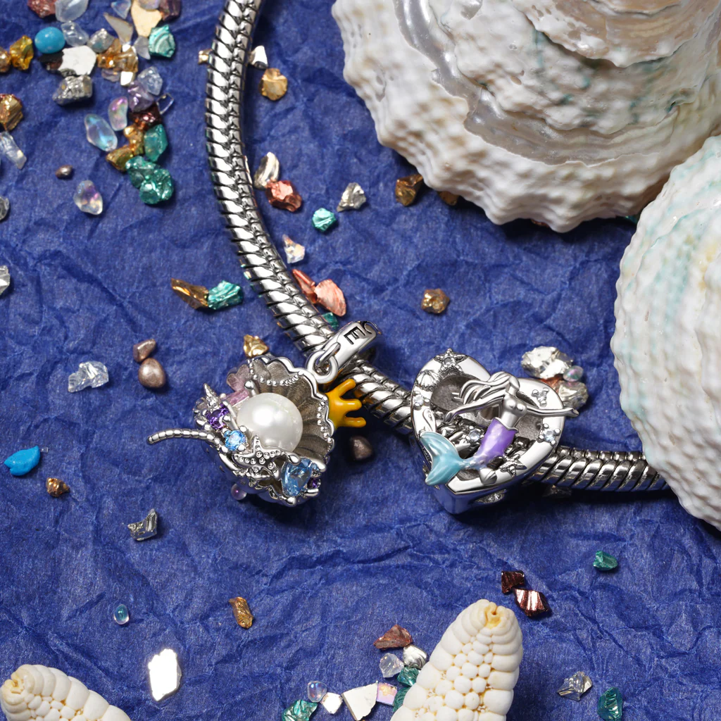 Gnoce Undersea Treasure Pearl Shell Charm Platinum-plated Silver Blend - Image 3