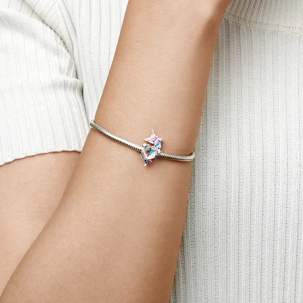 Gnoce Unicorn Embraces Heart Charm - Image 5