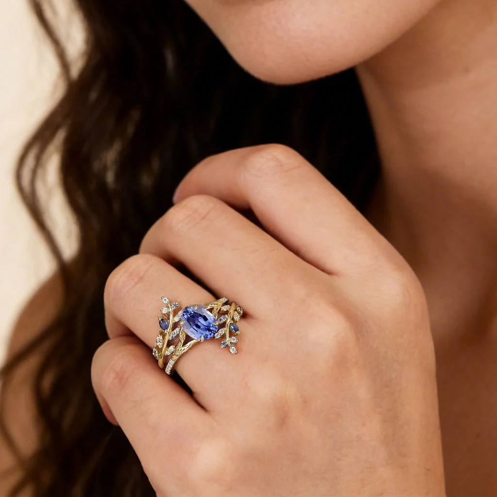 Gnoce Enchanted Vine Mythical Engagement Ring Set - Image 3