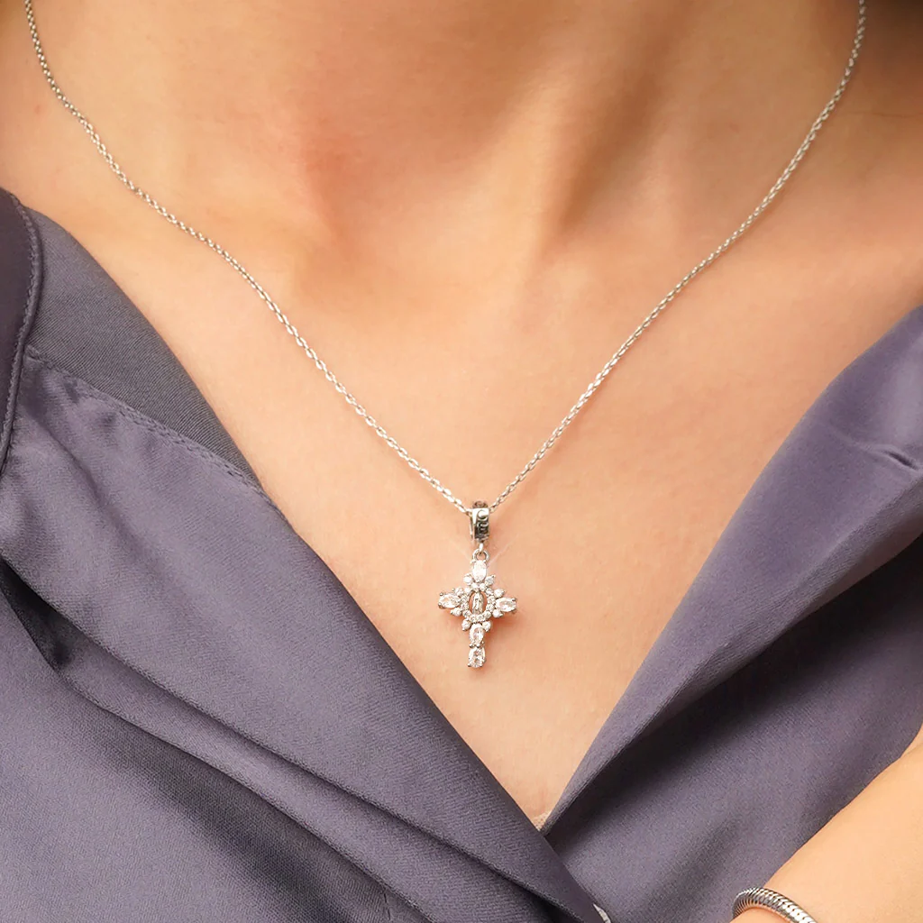 Gnoce Virgin of the Cross Pendant Dangle Charm - Image 5