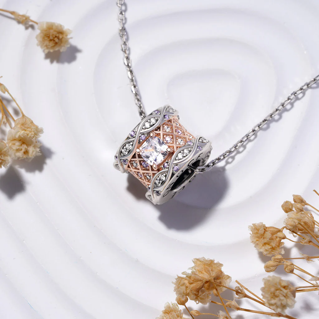 Gnoce "My Only" White Gem Pendant Necklace Platinum-plated Silver Blend - Image 3