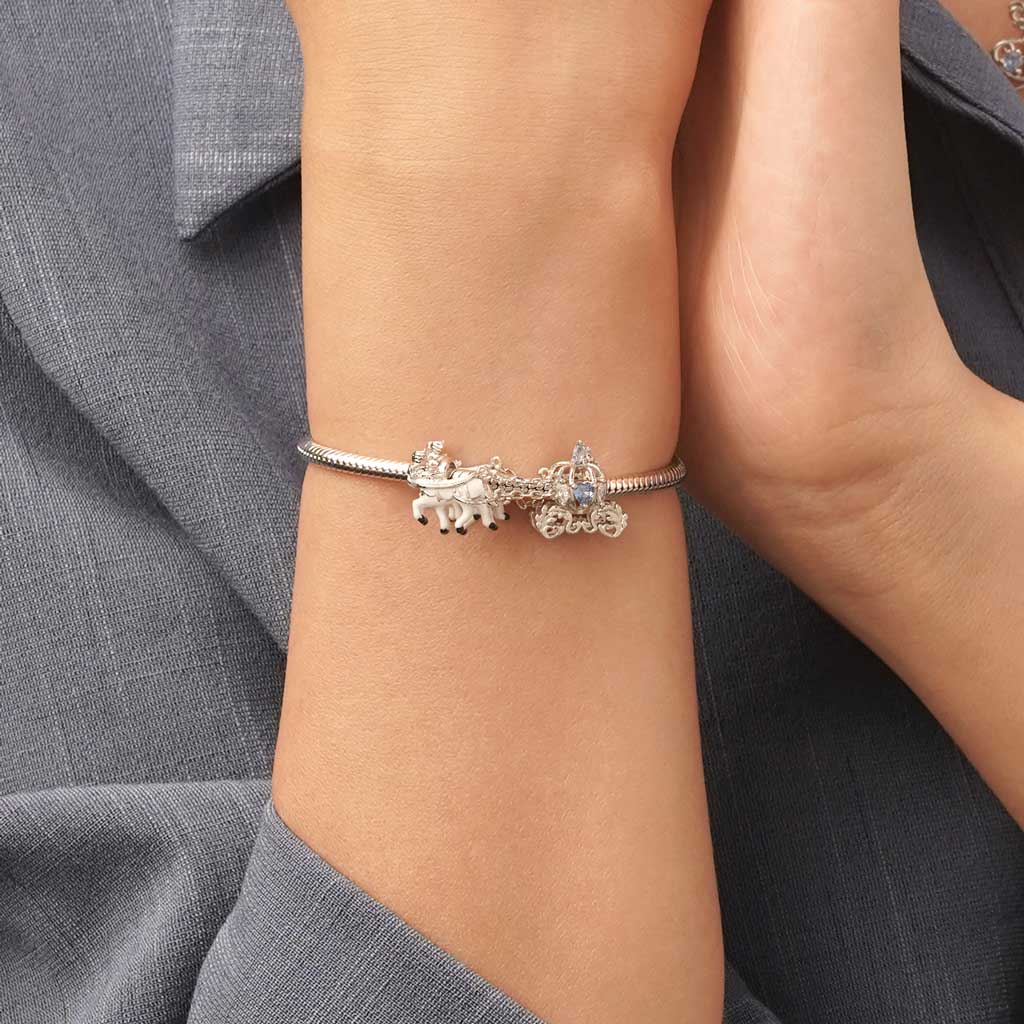 Gnoce White Horse Pumpkin Carriage Charm - Image 5