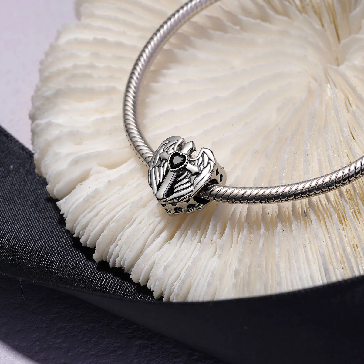 Gnoce Love Wings Cross Heart Charm - Image 3