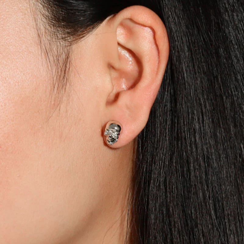 Gnoce Silver Skull Studs Platinum-plated Silver Blend - Image 3