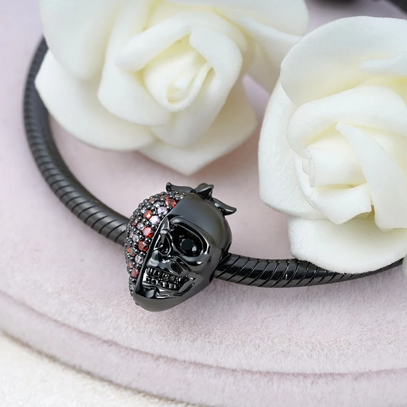 Gnoce Strawberry Skull Charm Platinum-plated Silver Blend - Image 2